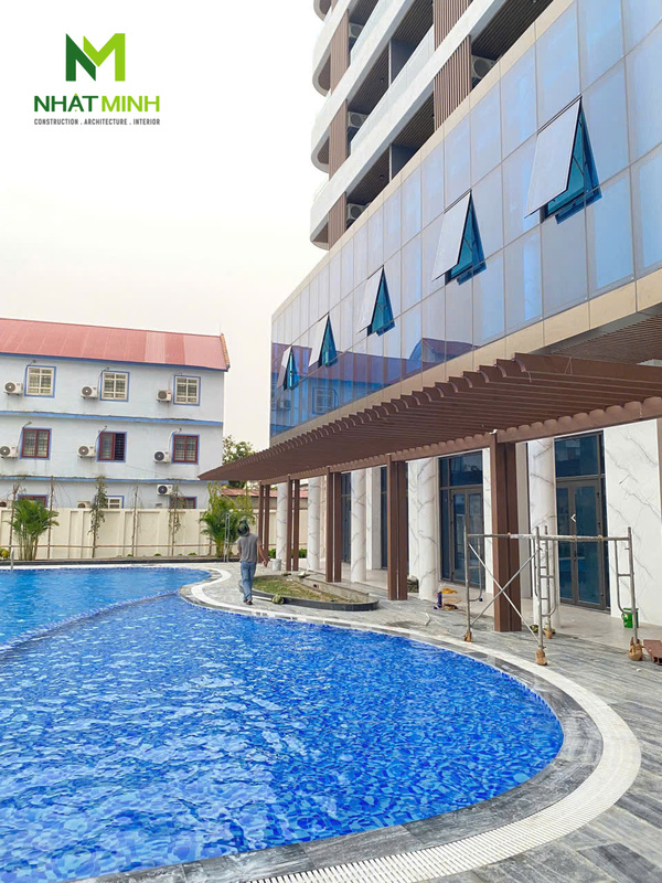 Thi công giàn lam gỗ nhựa ngoài trời cho Khách sạn Hanvet, Hà Tĩnh