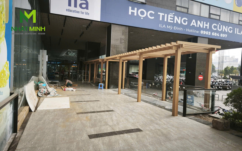 Thi công giàn lam gỗ nhựa ngoài trời cho Flow Haus Coffee, Hà Nội