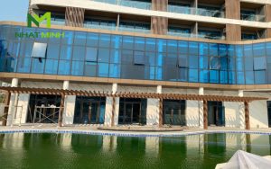 Thi công giàn lam gỗ nhựa ngoài trời cho Khách sạn Hanvet, Hà Tĩnh