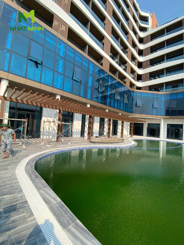 Thi công giàn lam gỗ nhựa ngoài trời cho Khách sạn Hanvet, Hà Tĩnh